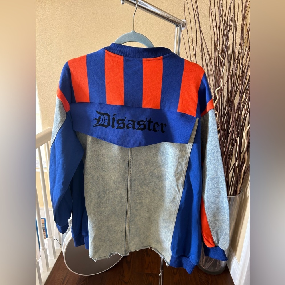 New Mix fabrics Jean Sweatshirt - Picture 4 of 4